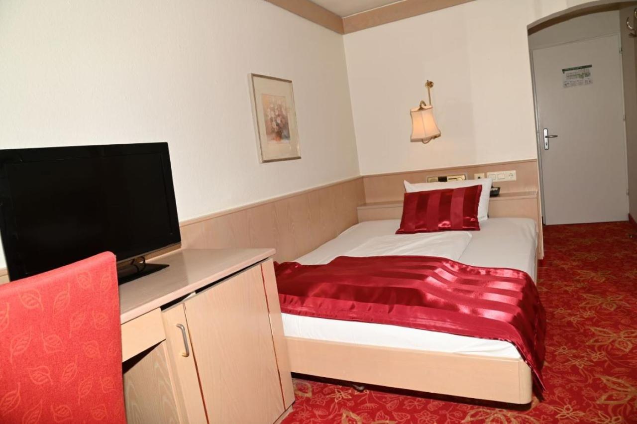 Hotel Hoeri am Bodensee Gaienhofen  Buitenkant foto